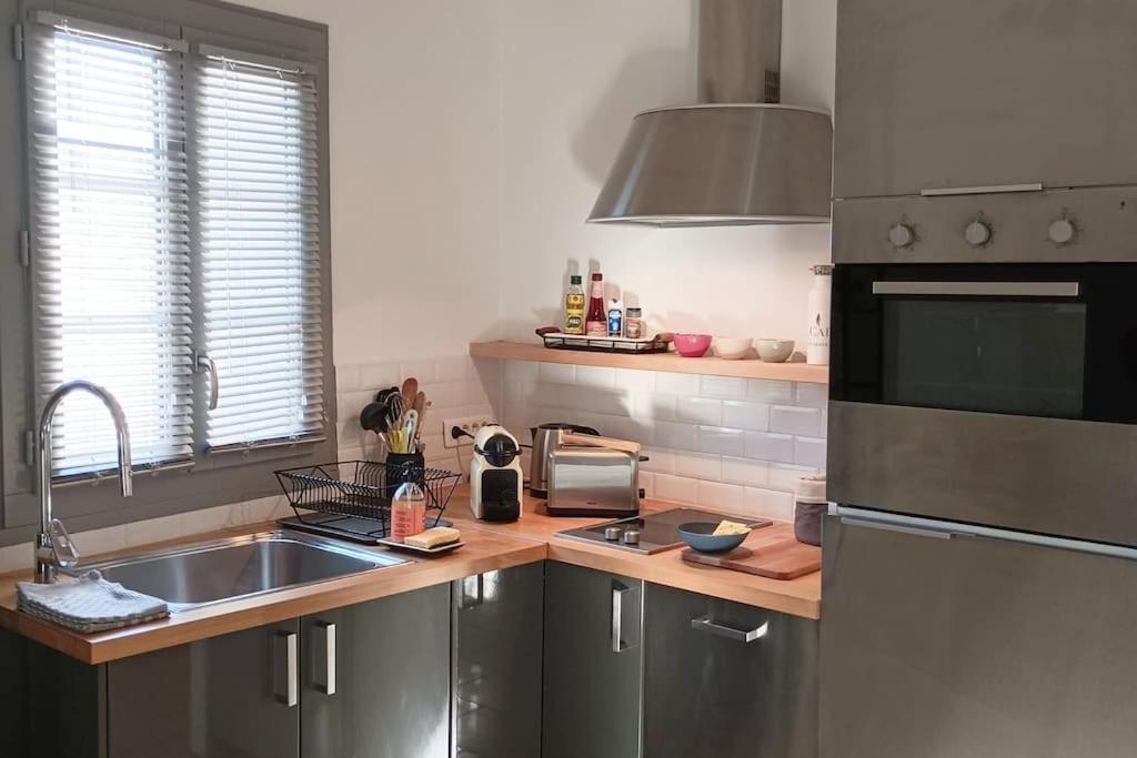 Appartamento Vue Imprenable Sur La Sorgue LʼIsle-sur-la-Sorgue Esterno foto