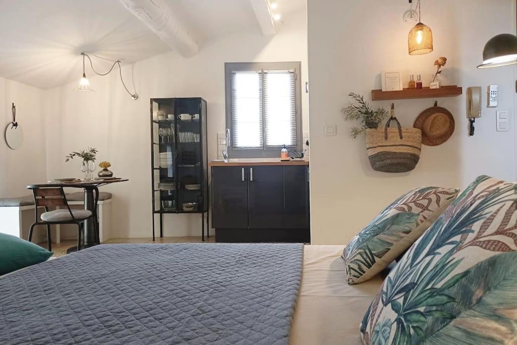 Appartamento Vue Imprenable Sur La Sorgue LʼIsle-sur-la-Sorgue Esterno foto
